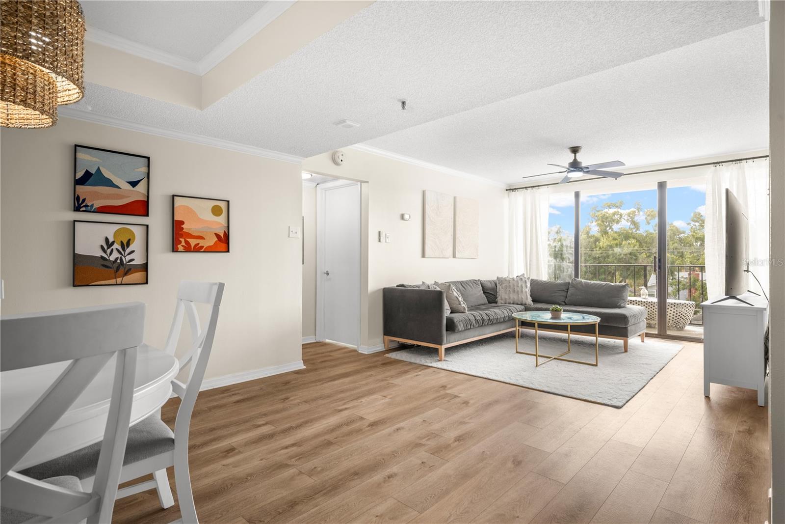 Image 6 of 24 For 3211 Swann Avenue 408