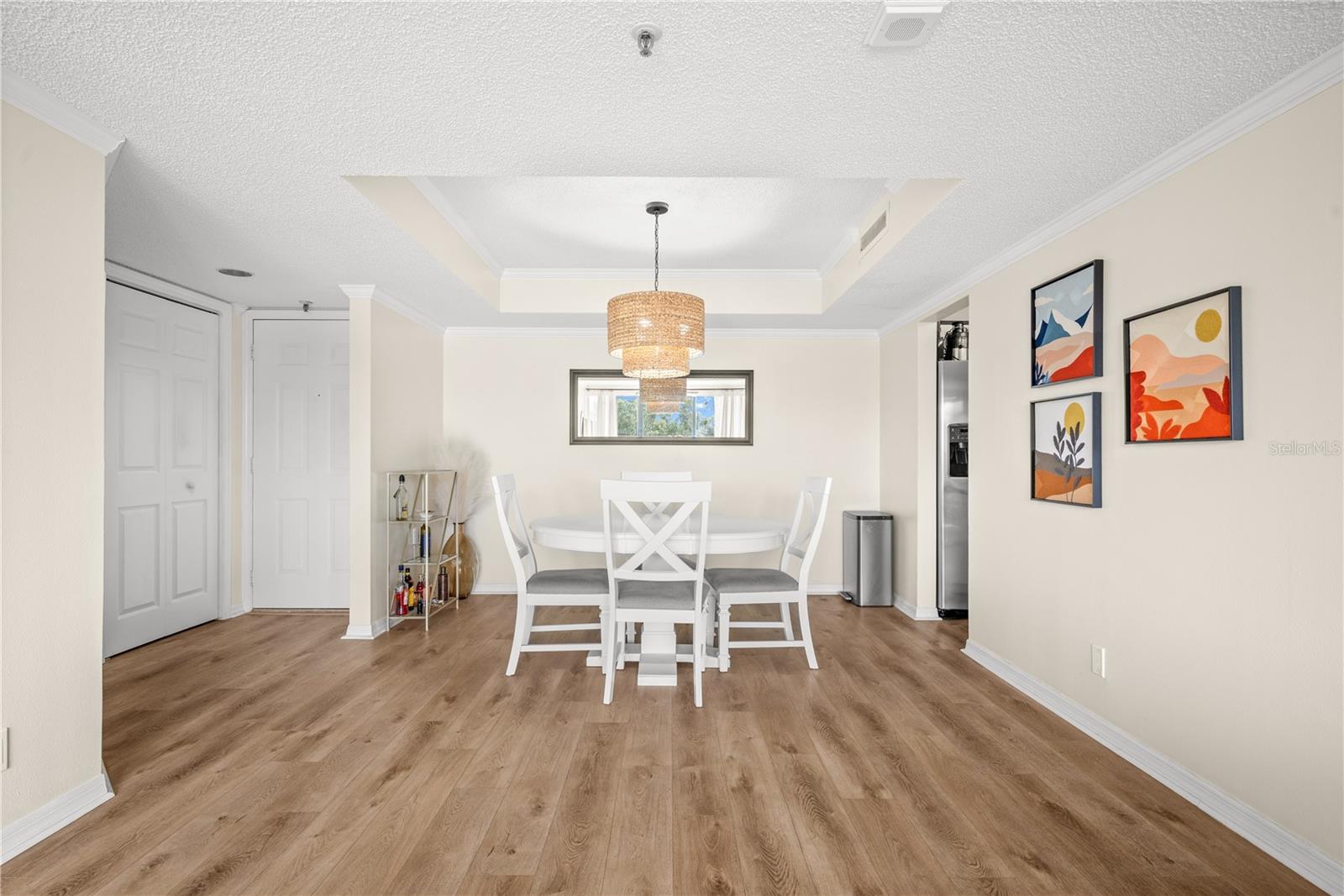 Image 8 of 24 For 3211 Swann Avenue 408