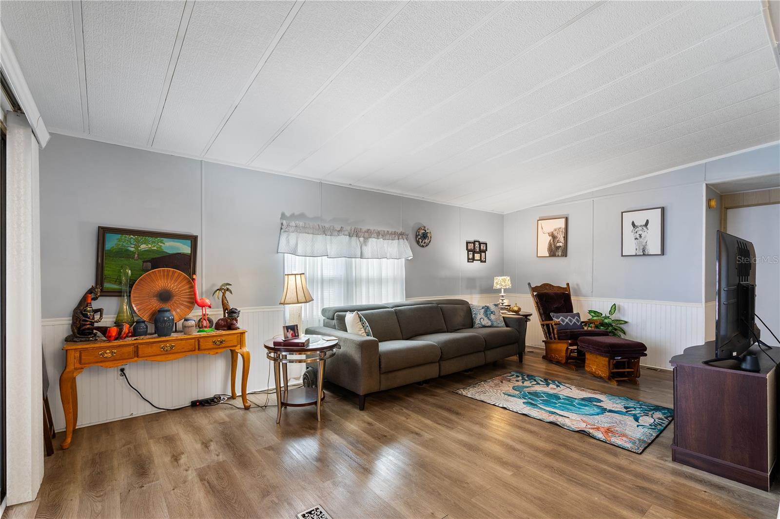 Image 12 of 45 For 26 Da Rosa Avenue