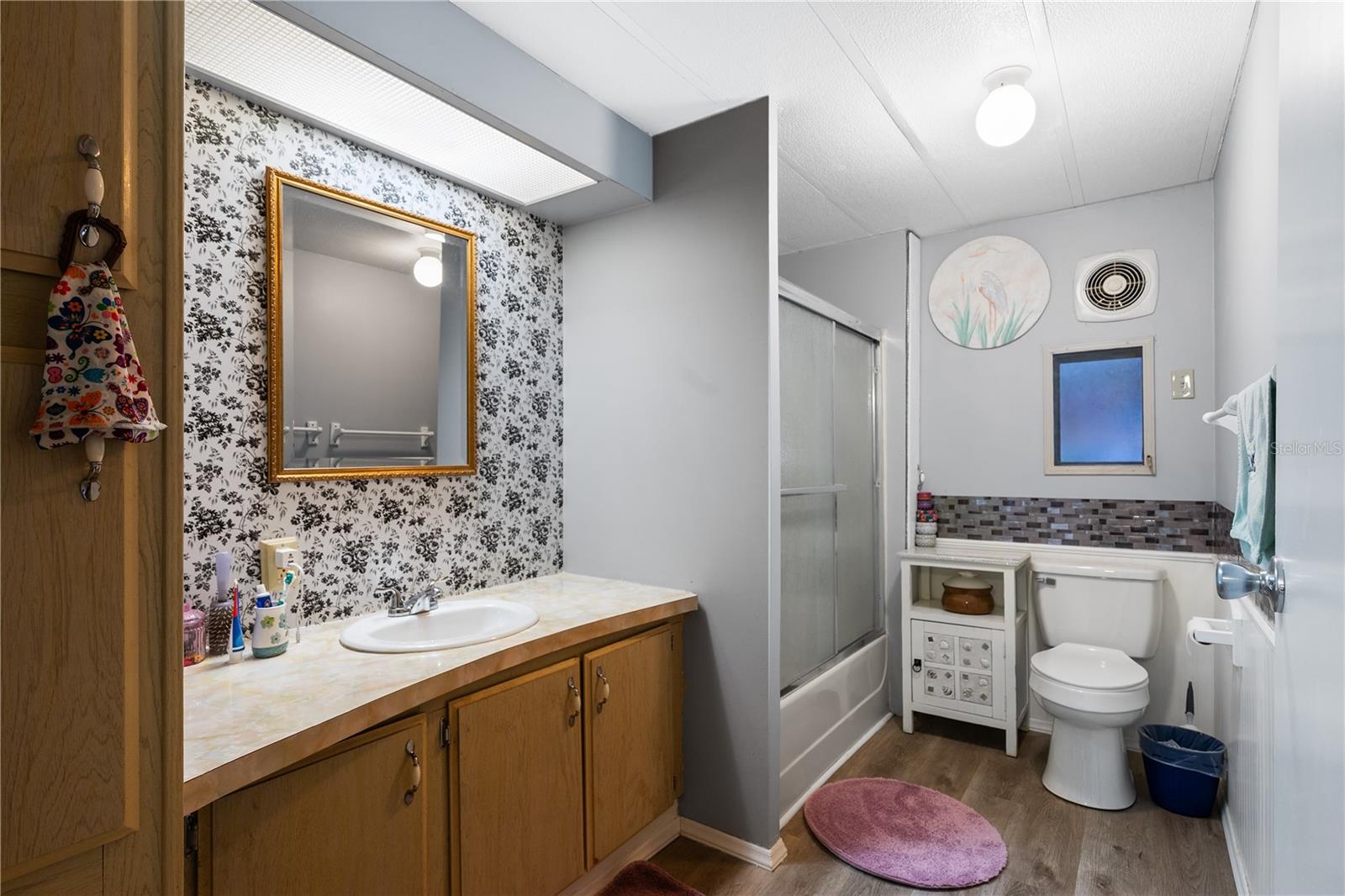 Image 22 of 45 For 26 Da Rosa Avenue