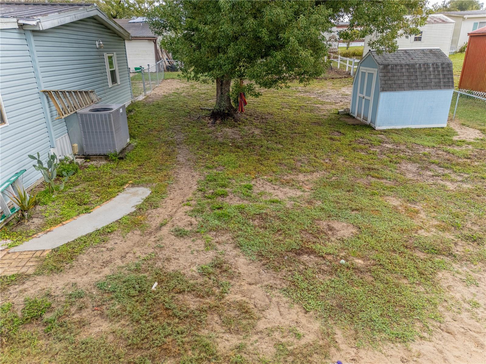 Image 27 of 45 For 26 Da Rosa Avenue