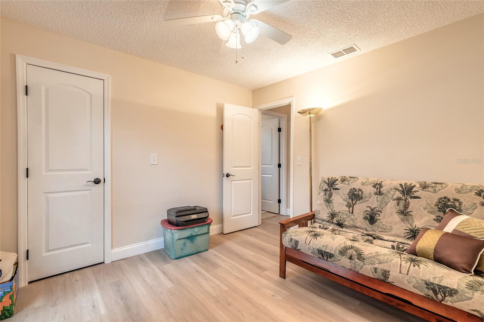 Image 18 of 28 For 134 Deskin Drive