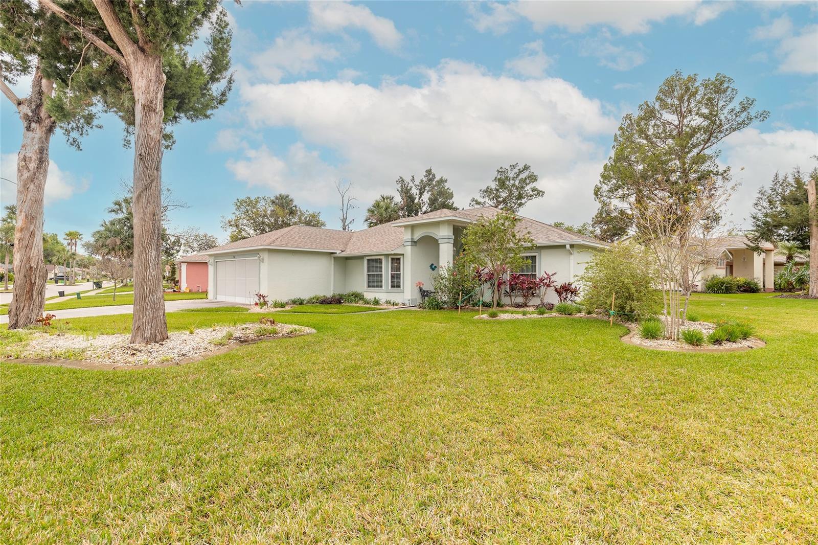 Image 2 of 28 For 134 Deskin Drive
