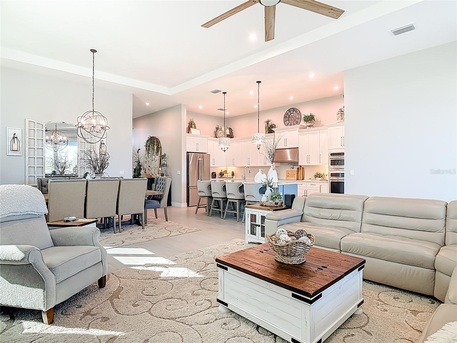 Image 24 of 68 For 808 Liliana Drive