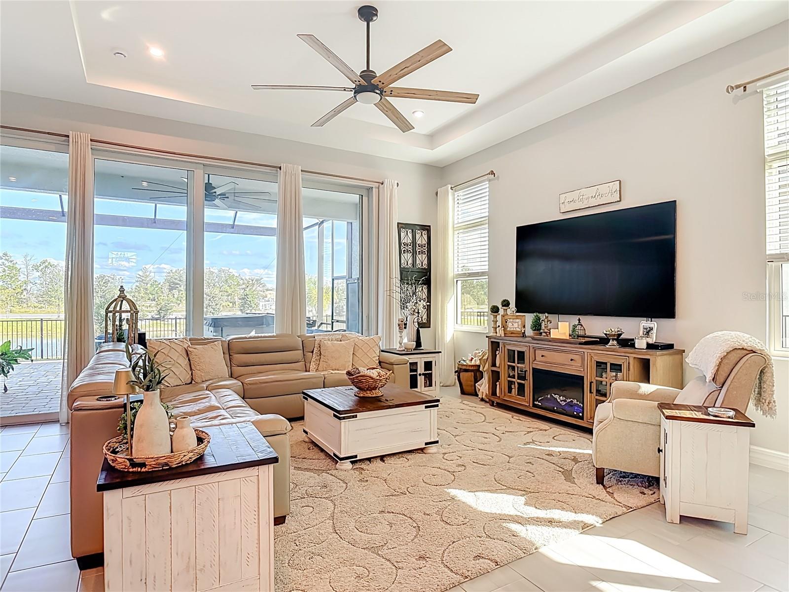 Image 25 of 68 For 808 Liliana Drive