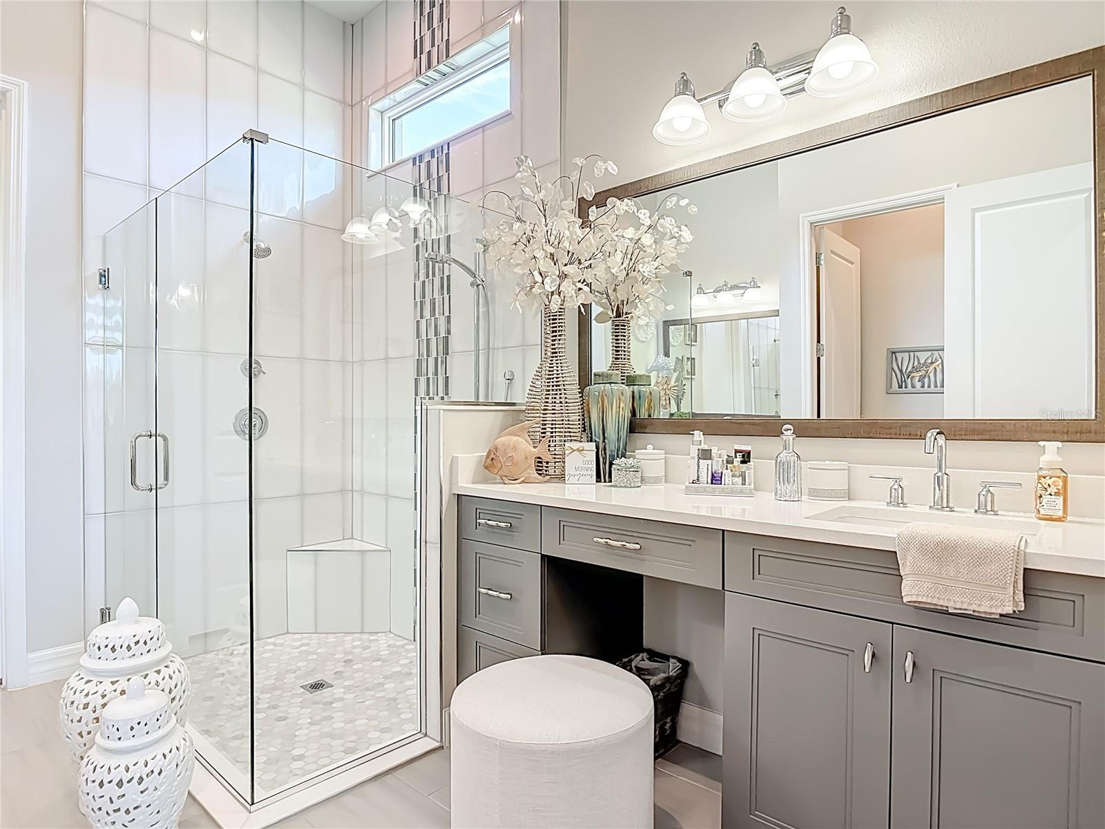 Image 31 of 68 For 808 Liliana Drive