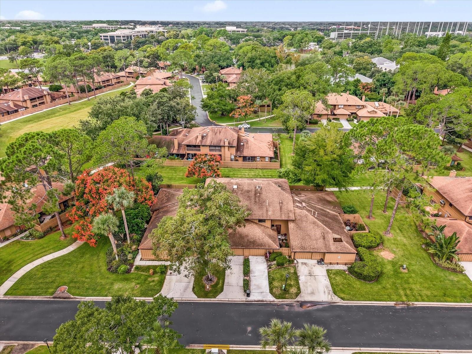 Image 26 of 30 For 215 Heron Bay Circle