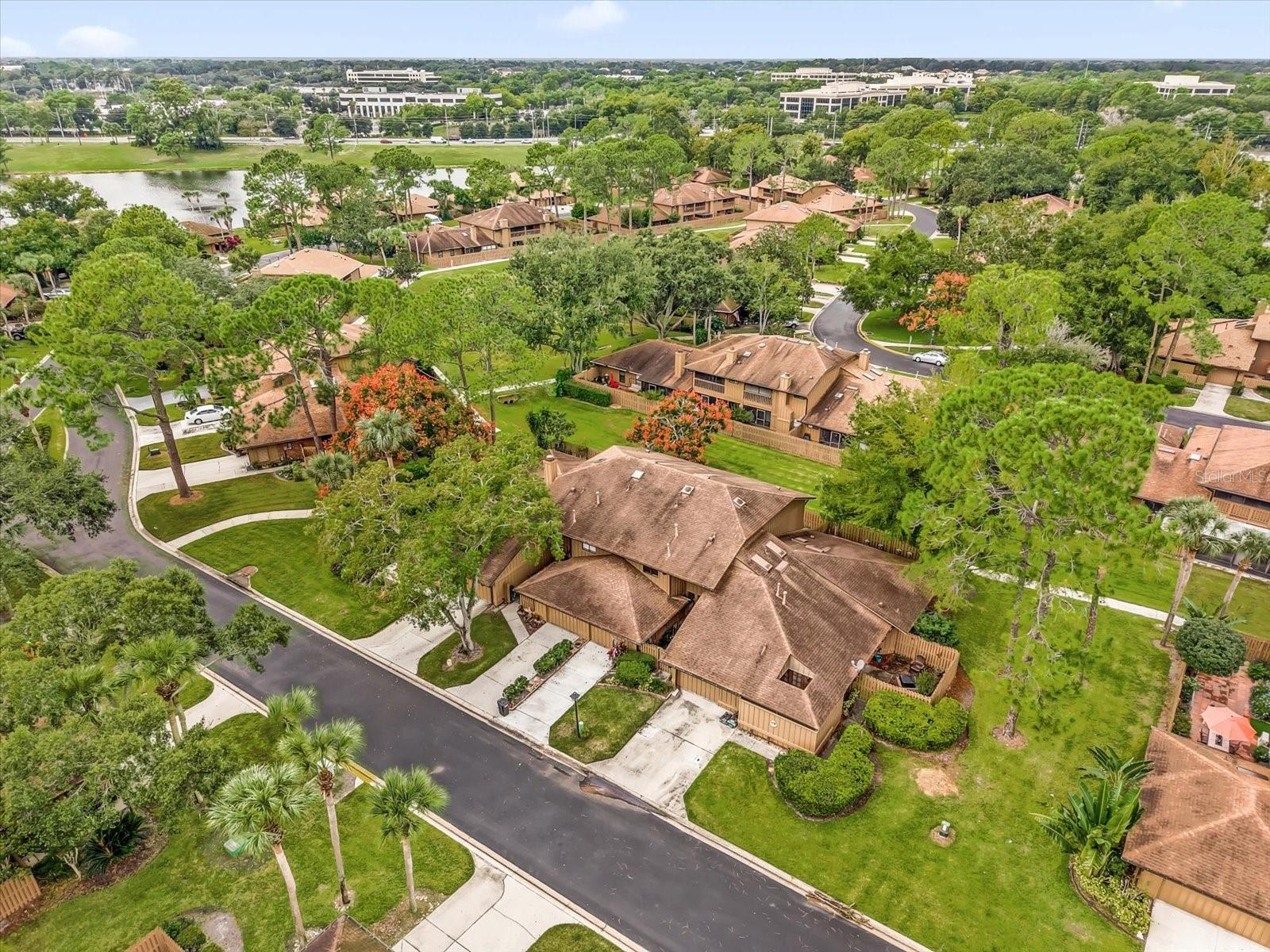 Image 27 of 30 For 215 Heron Bay Circle