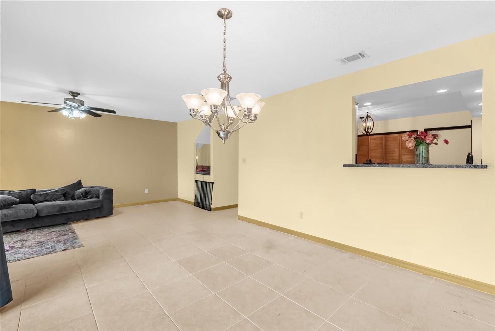 Image 7 of 30 For 215 Heron Bay Circle