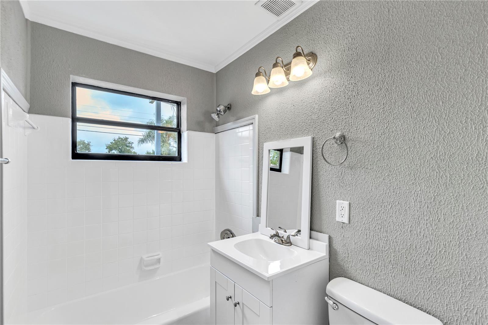 Image 16 of 24 For 232 Arab Street