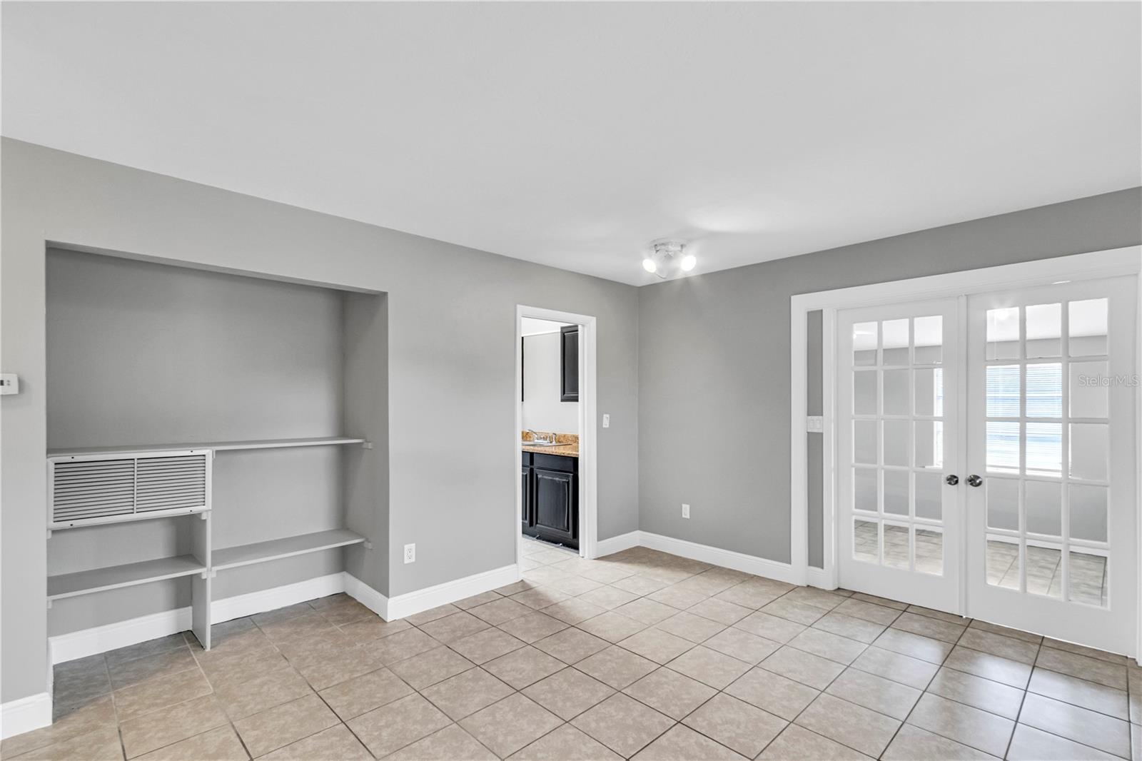 Image 6 of 24 For 232 Arab Street