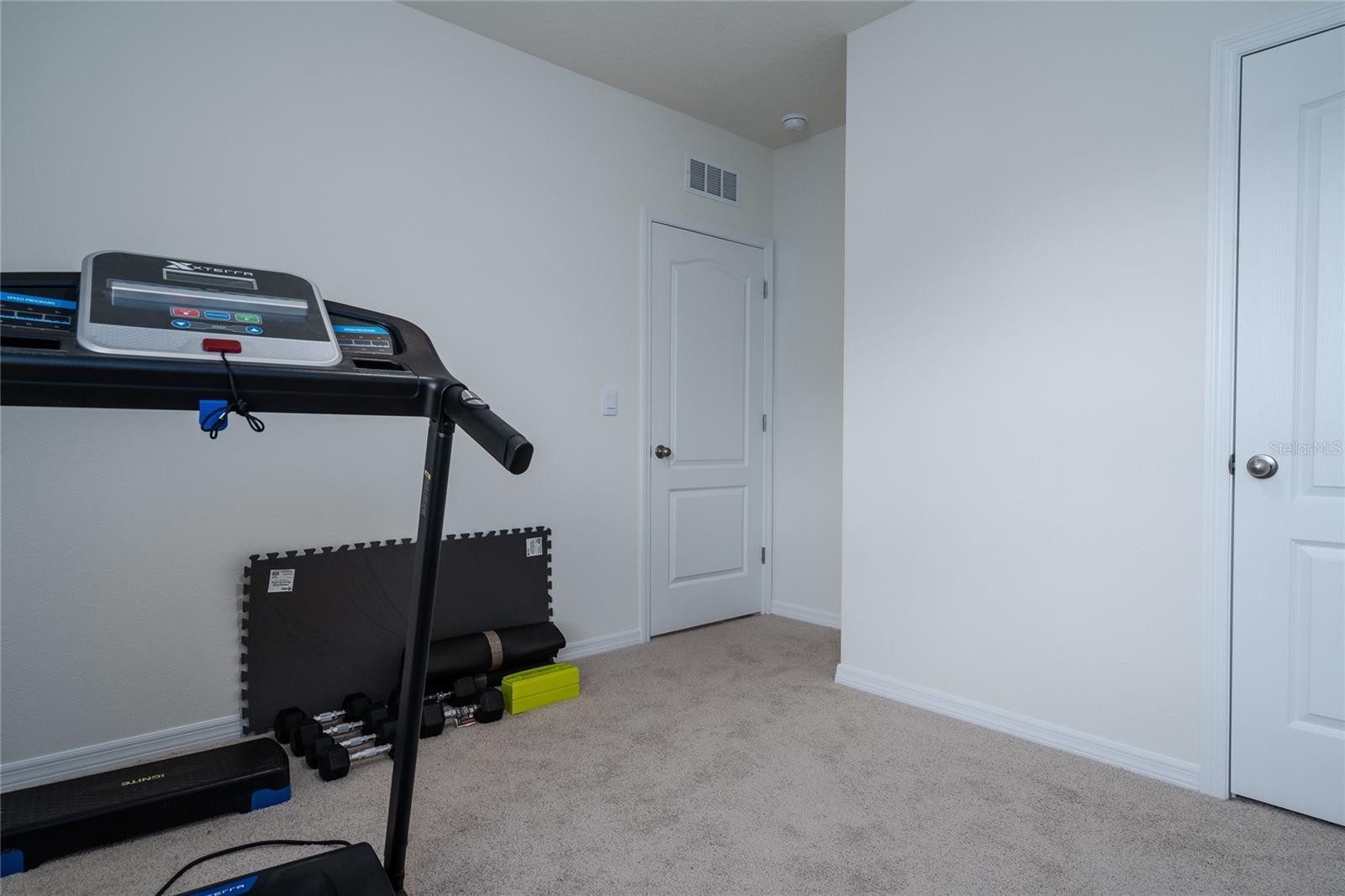 Image 23 of 27 For 33495 Copper Hills