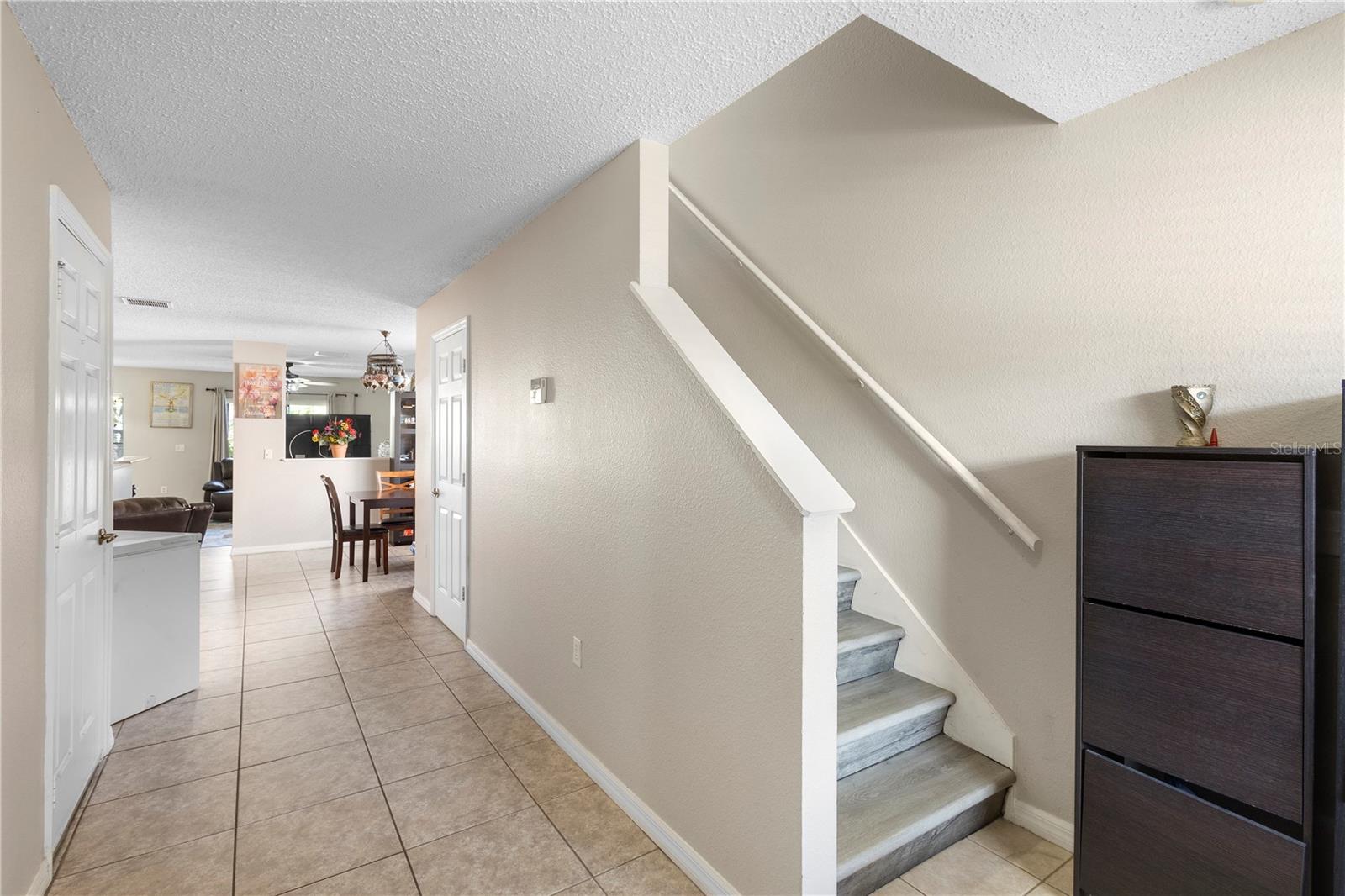 Image 14 of 32 For 2853 Cliffe Court