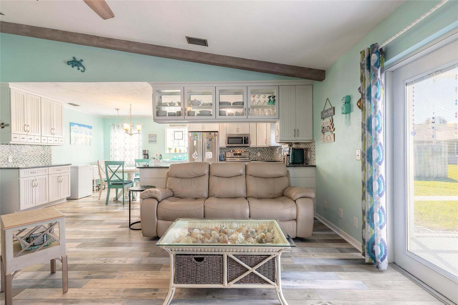 Image 17 of 43 For 32 Sea Gull Drive