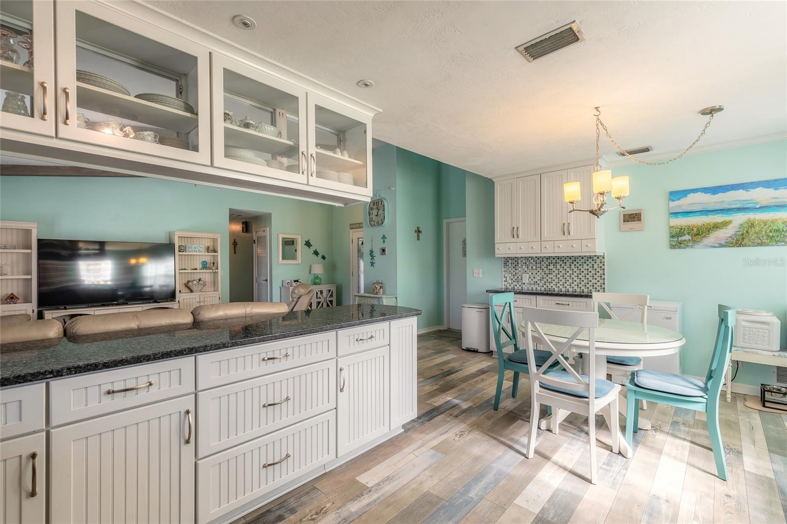 Image 24 of 43 For 32 Sea Gull Drive