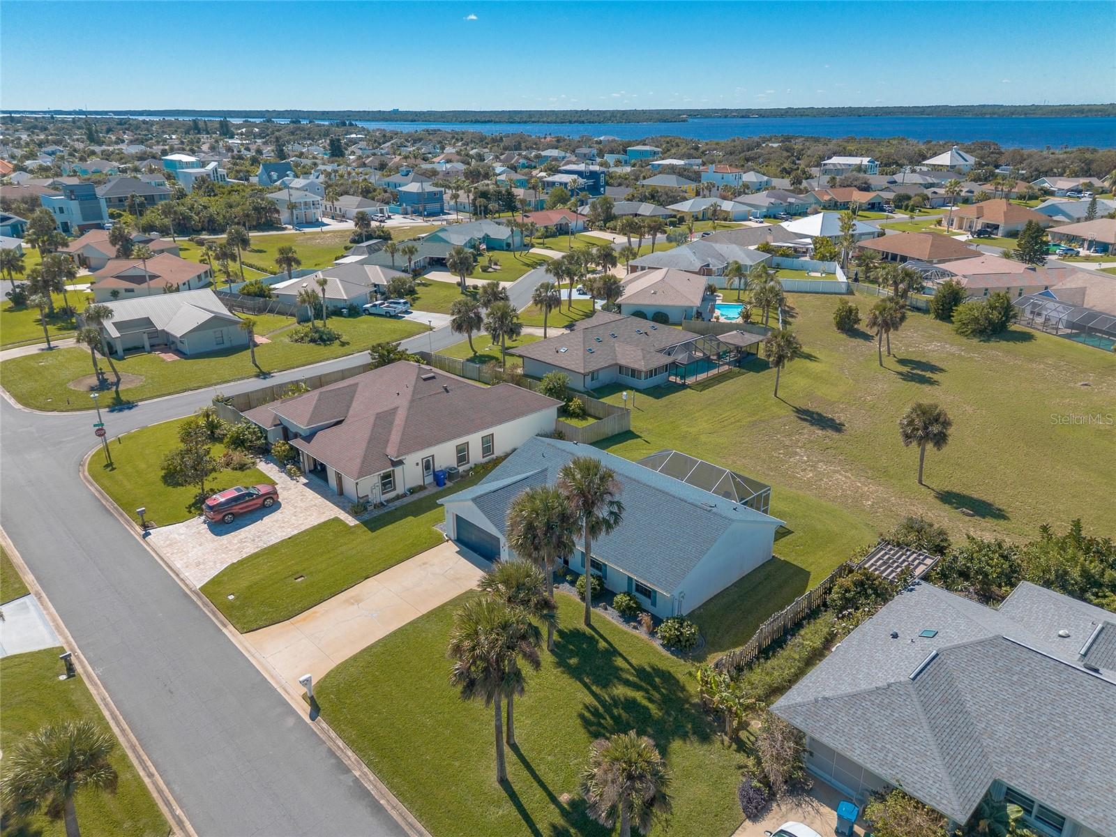 Image 34 of 43 For 32 Sea Gull Drive