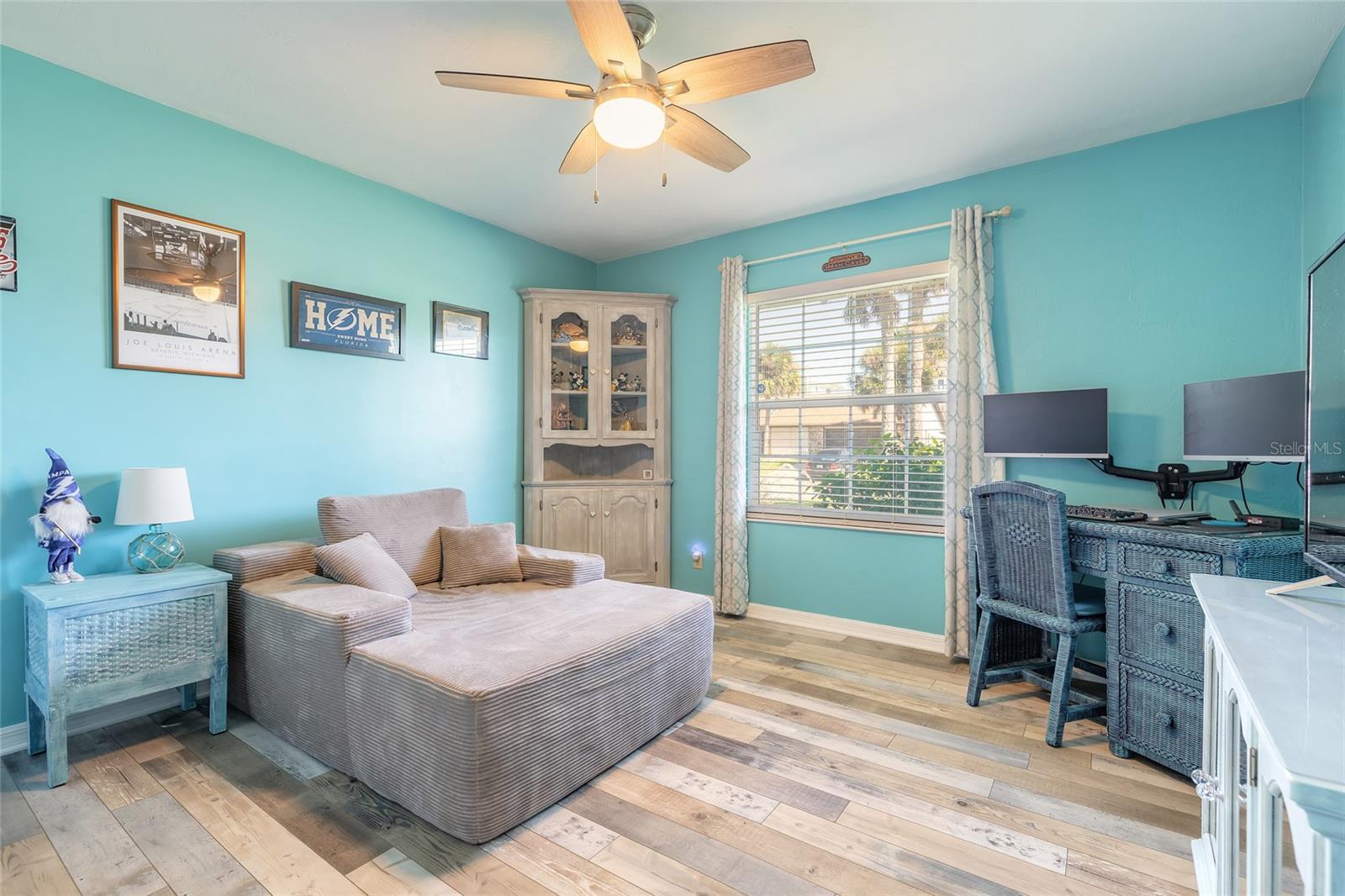 Image 5 of 43 For 32 Sea Gull Drive