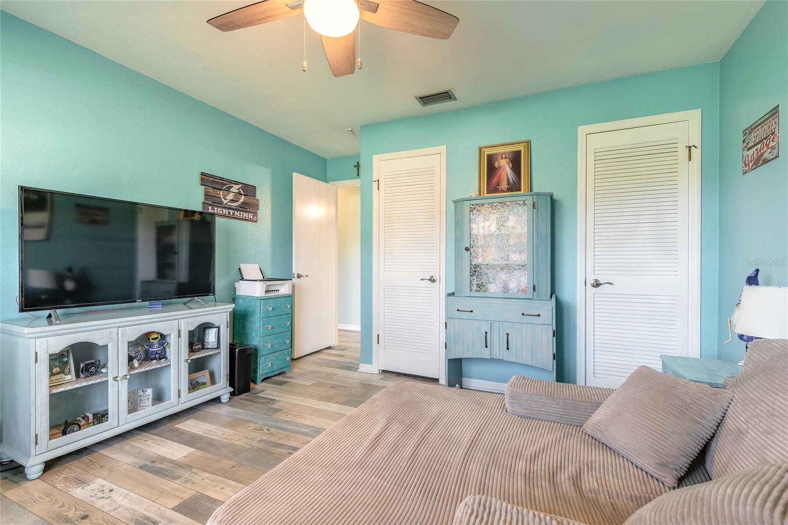 Image 6 of 43 For 32 Sea Gull Drive