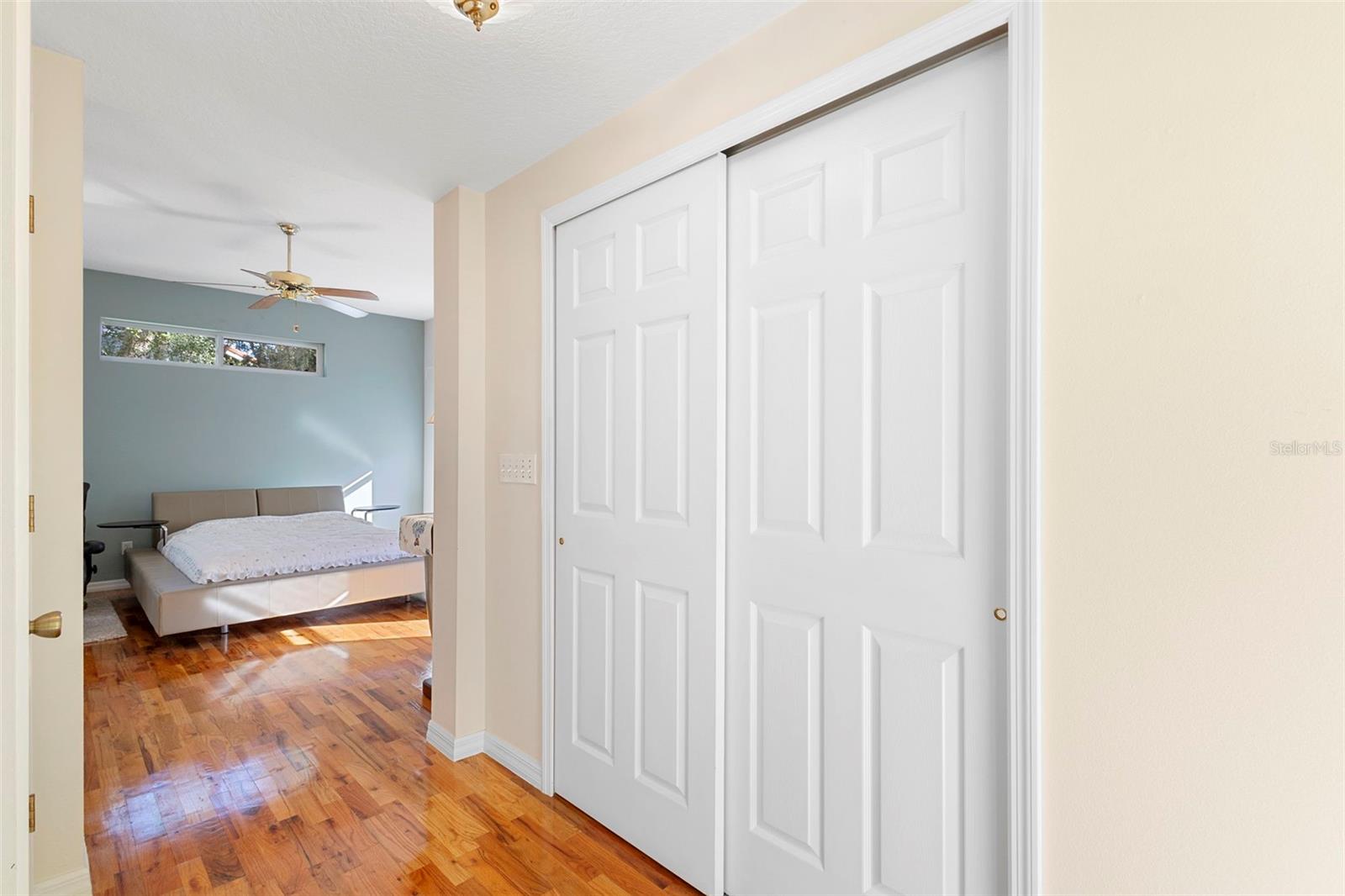 Image 28 of 40 For 2047 Friar Tuck Lane