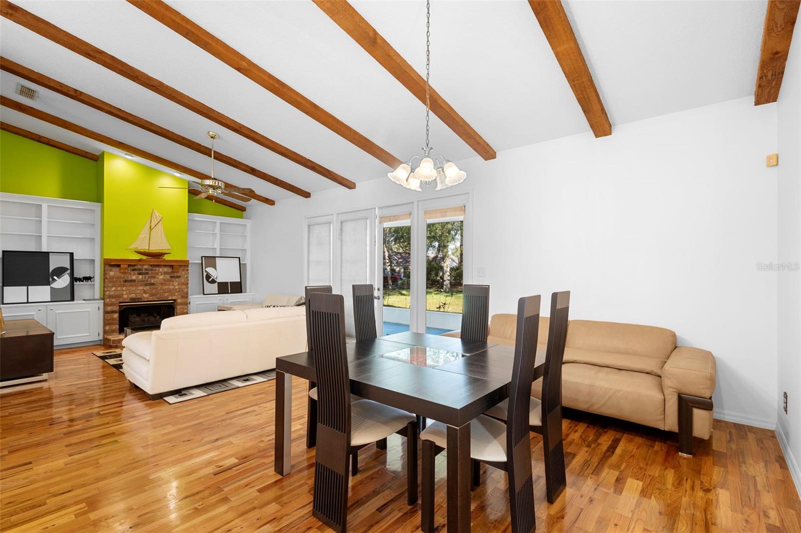 Image 4 of 40 For 2047 Friar Tuck Lane