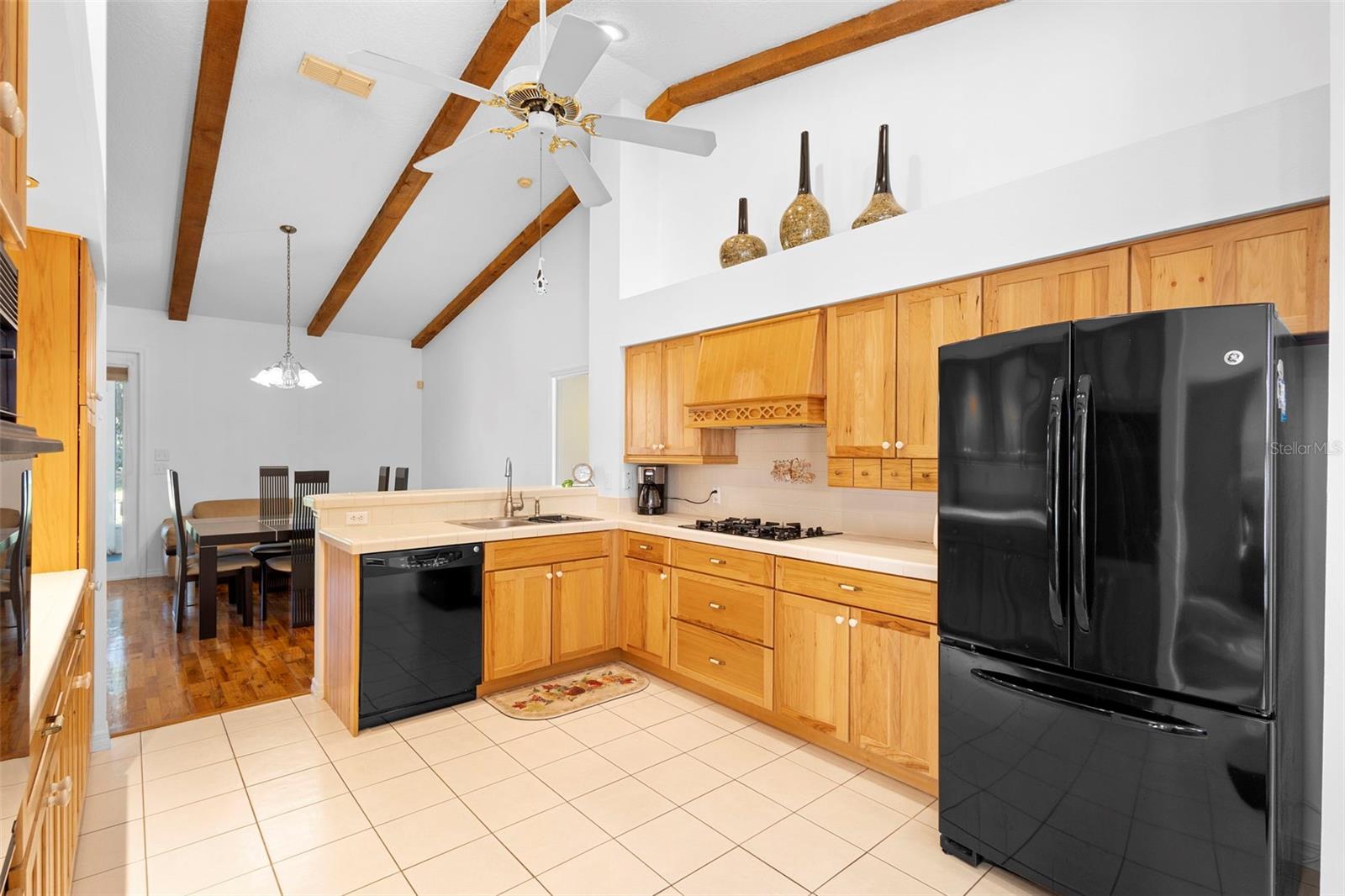 Image 5 of 40 For 2047 Friar Tuck Lane