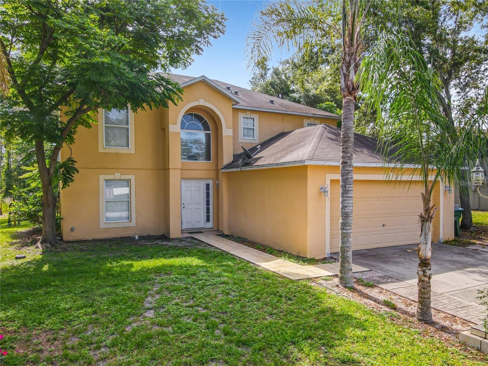 Listing Details for 2861 Blackburn Avenue, DELTONA, FL 32738