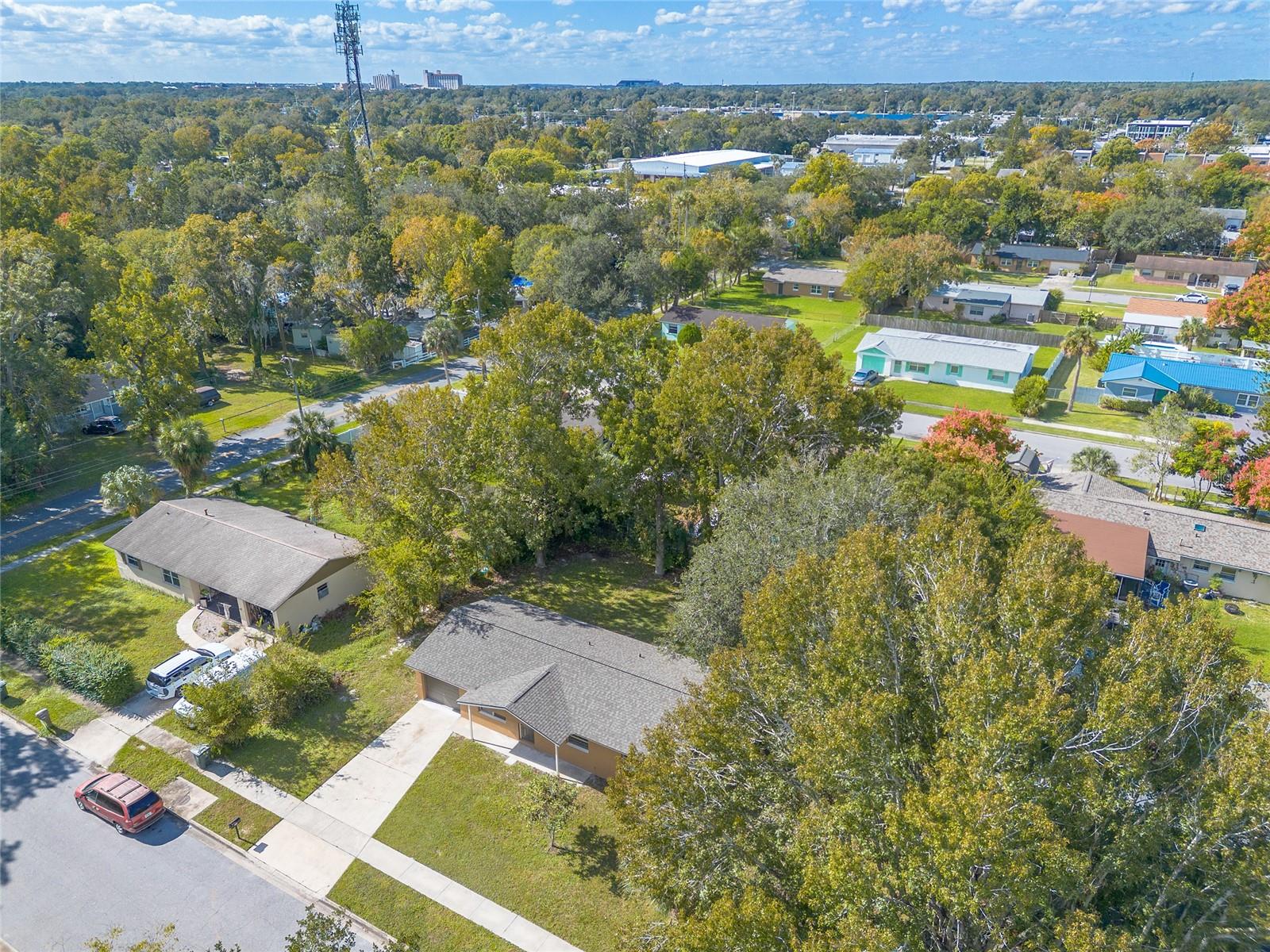 Image 21 of 23 For 904 Gibbons Street