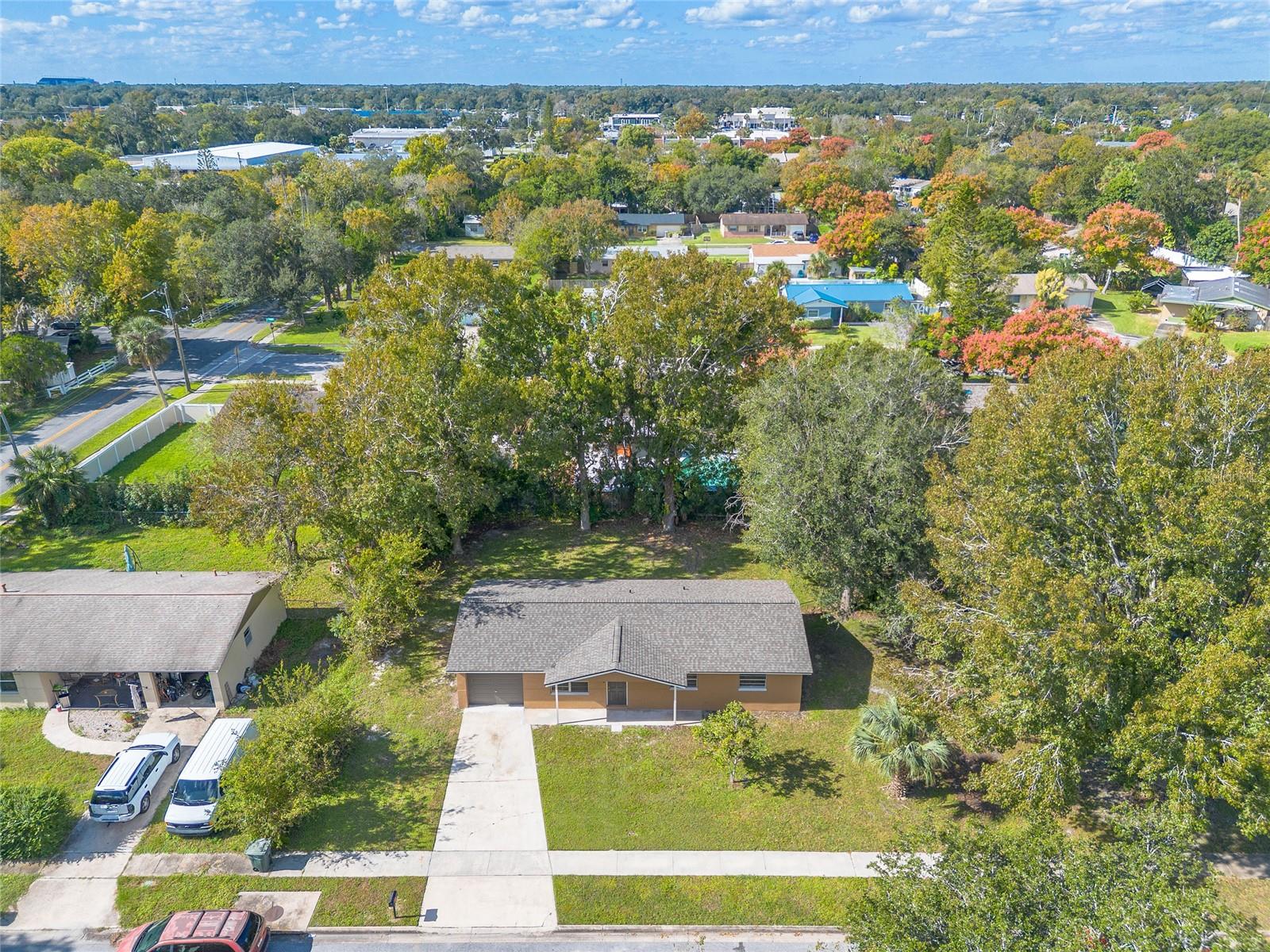 Image 22 of 23 For 904 Gibbons Street