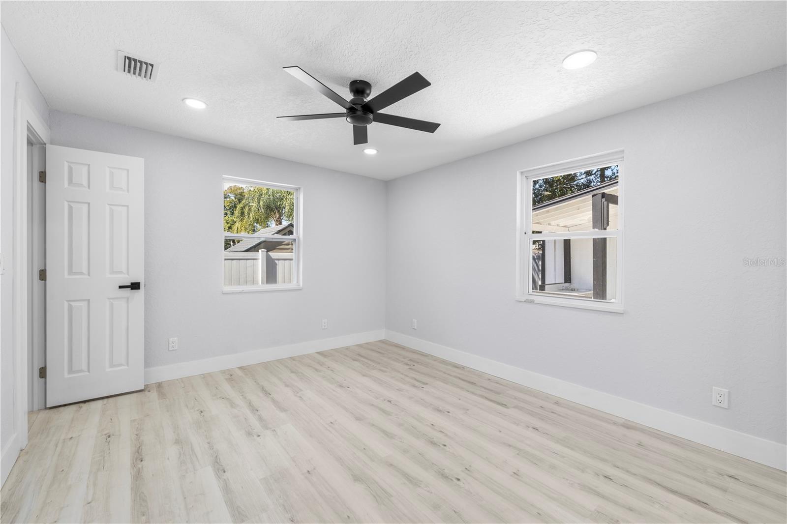 Image 13 of 35 For 3135 33rd Avenue N