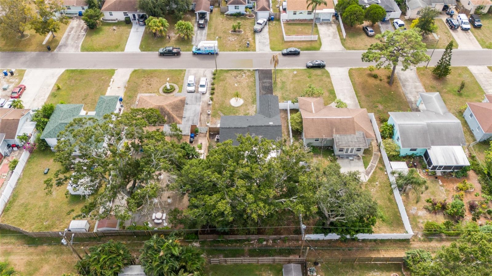 Image 31 of 35 For 3135 33rd Avenue N