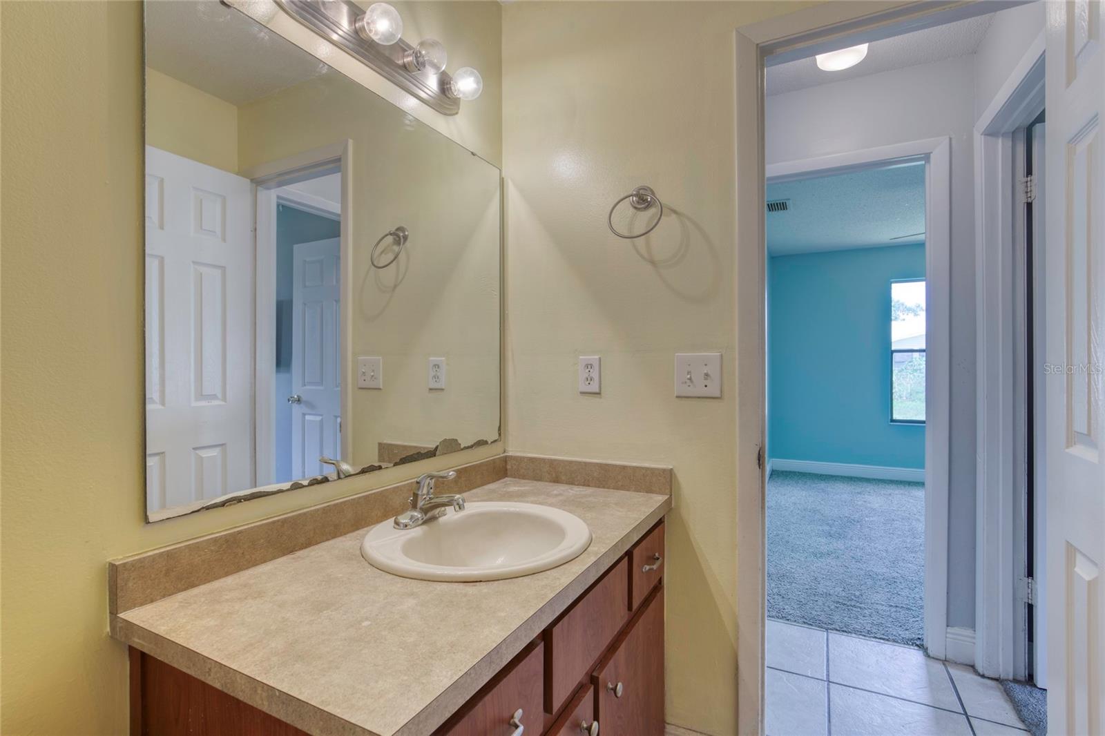 Image 23 of 29 For 2815 Travelers Palm Drive