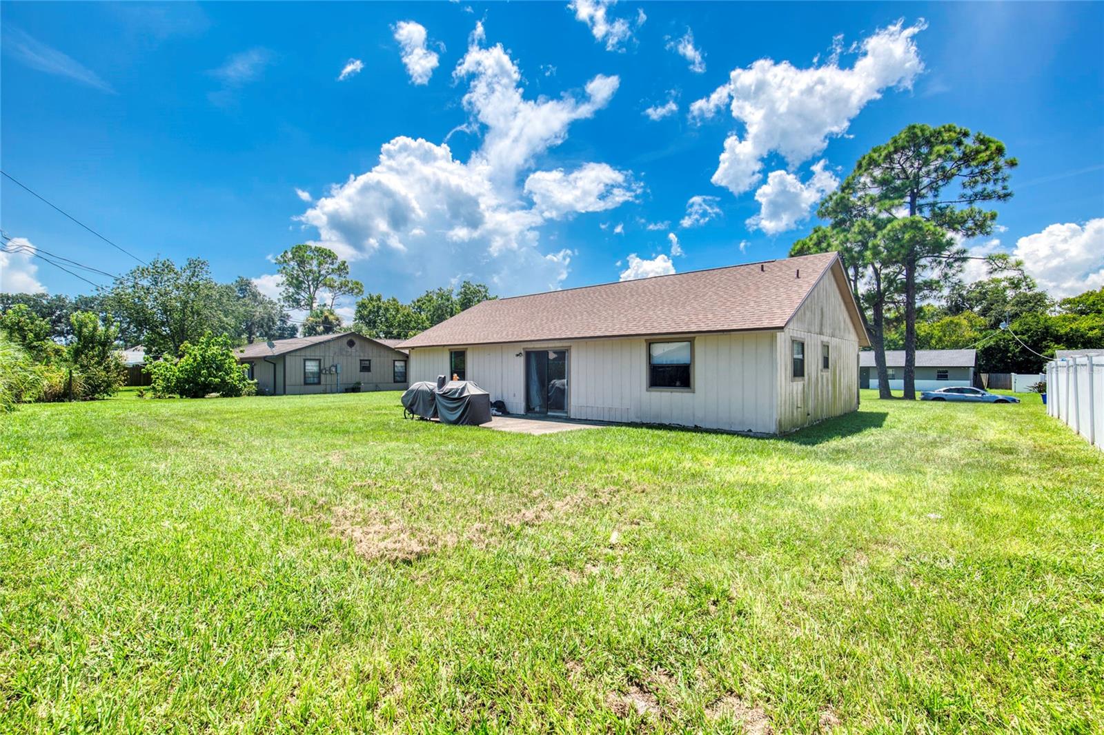 Image 26 of 29 For 2815 Travelers Palm Drive