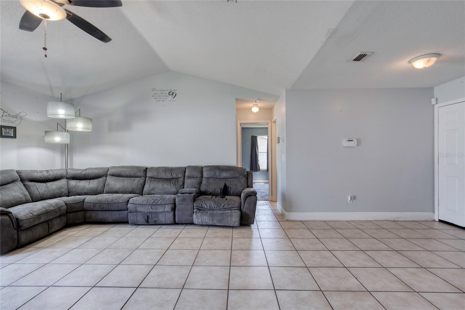 Image 7 of 29 For 2815 Travelers Palm Drive