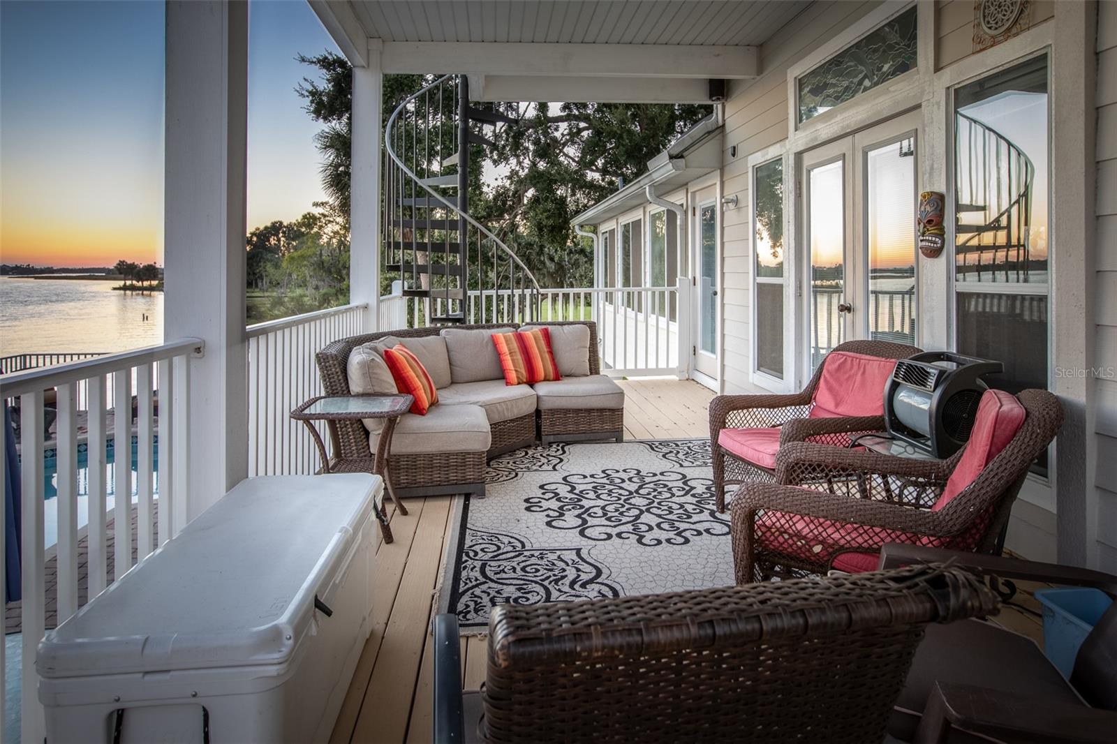 Listing photo id 11 for 2130 14th Street