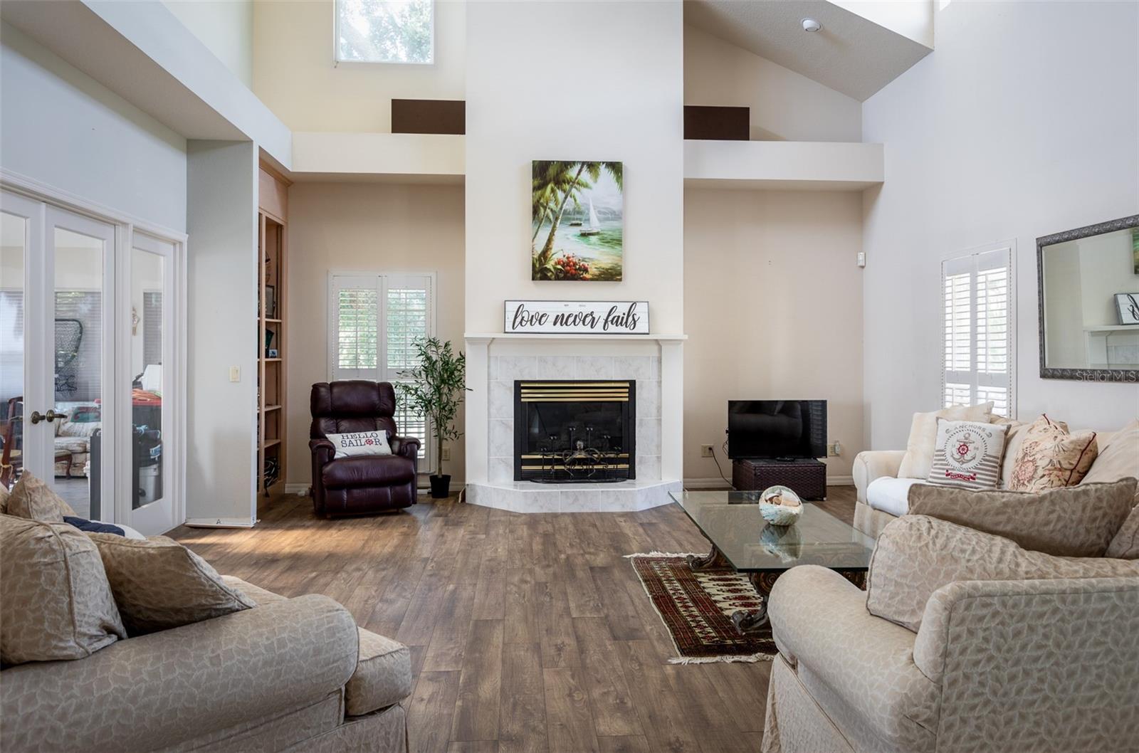 Listing photo id 12 for 2130 14th Street