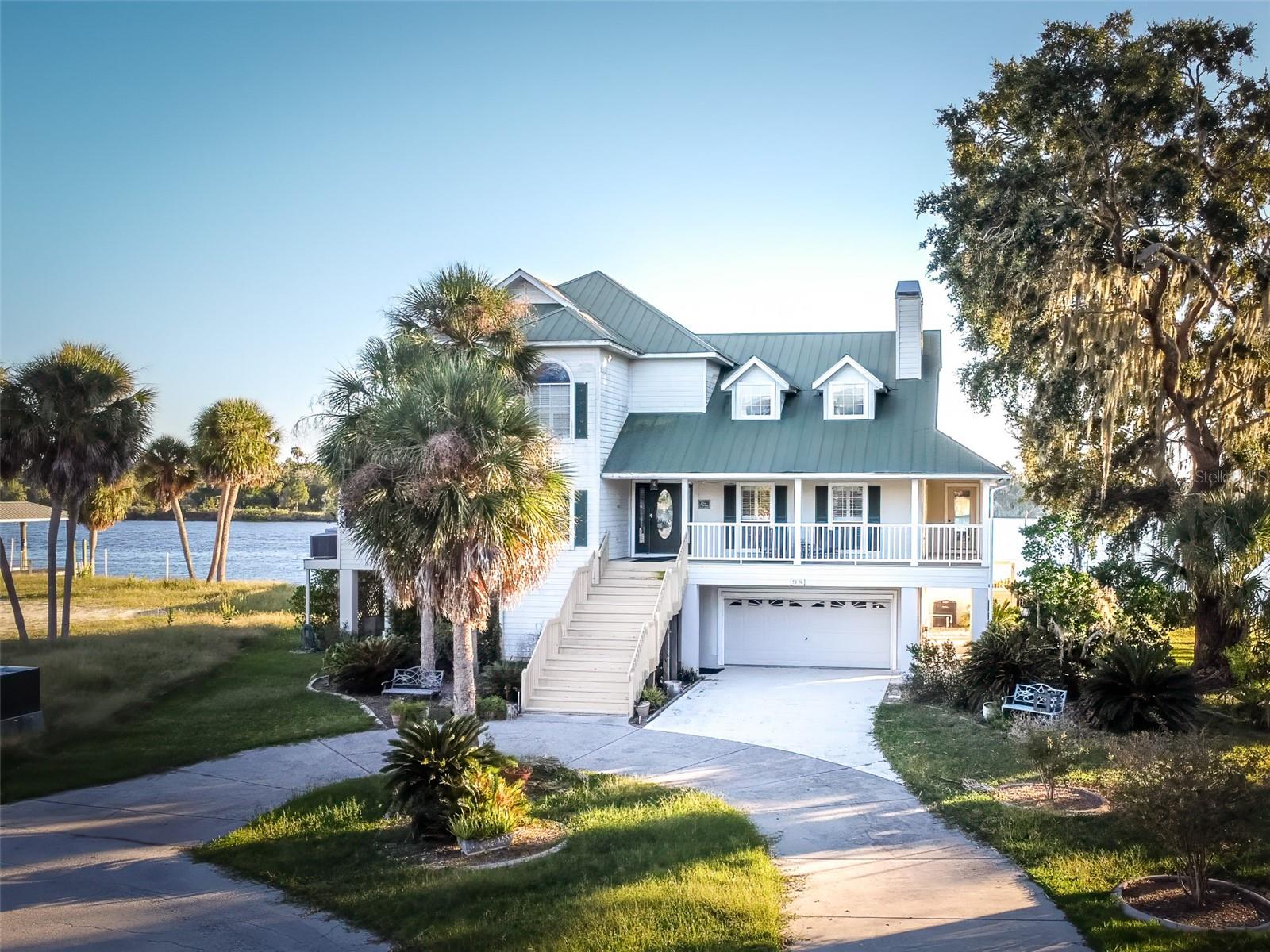 Listing photo id 0 for 2130 14th Street