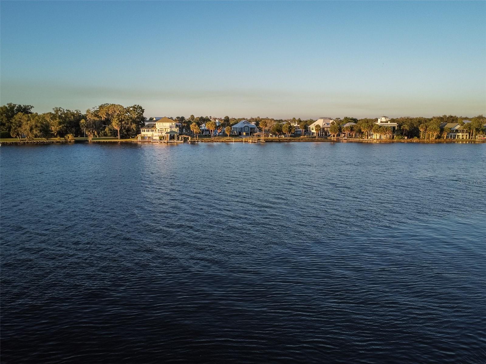 Listing photo id 5 for 2130 14th Street