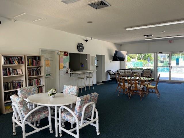 Image 16 of 20 For 840 Center Avenue 280