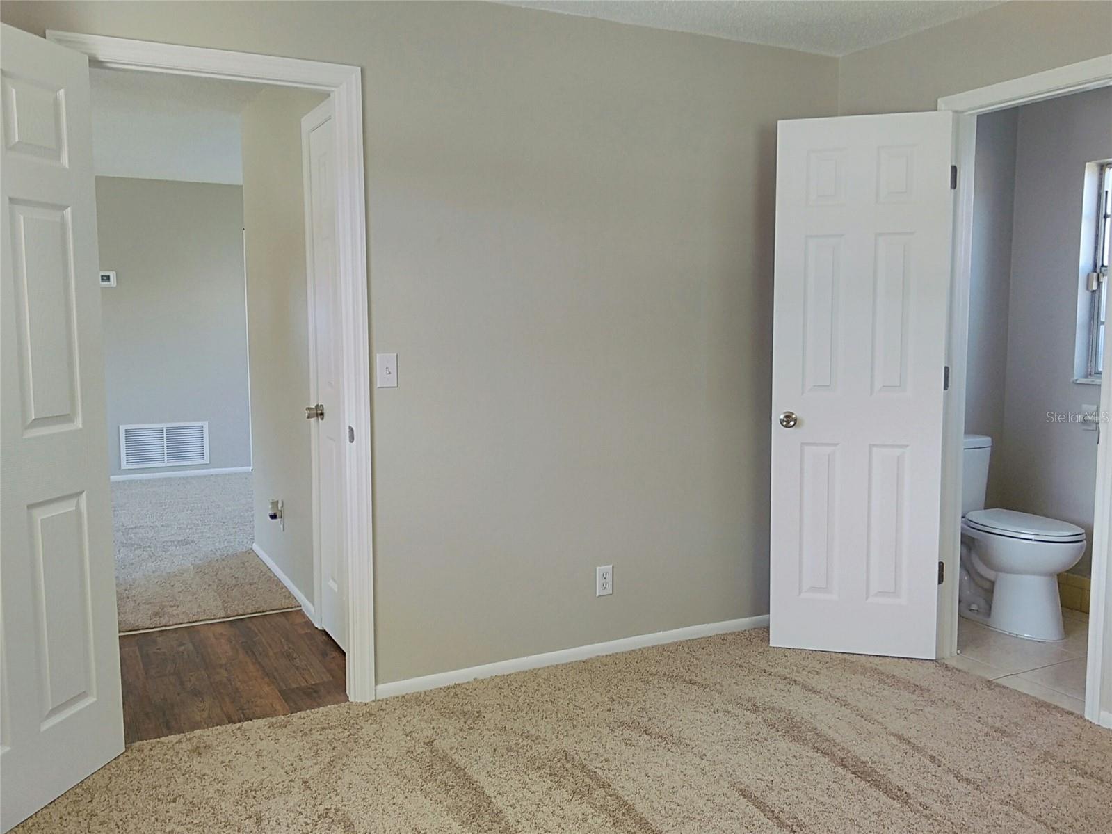 Image 15 of 30 For 1004 Wilkins Street