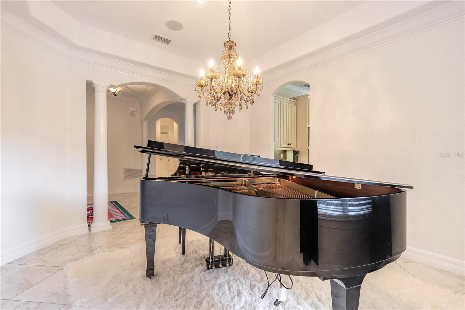 Image 15 of 78 For 2009 Rickover Place