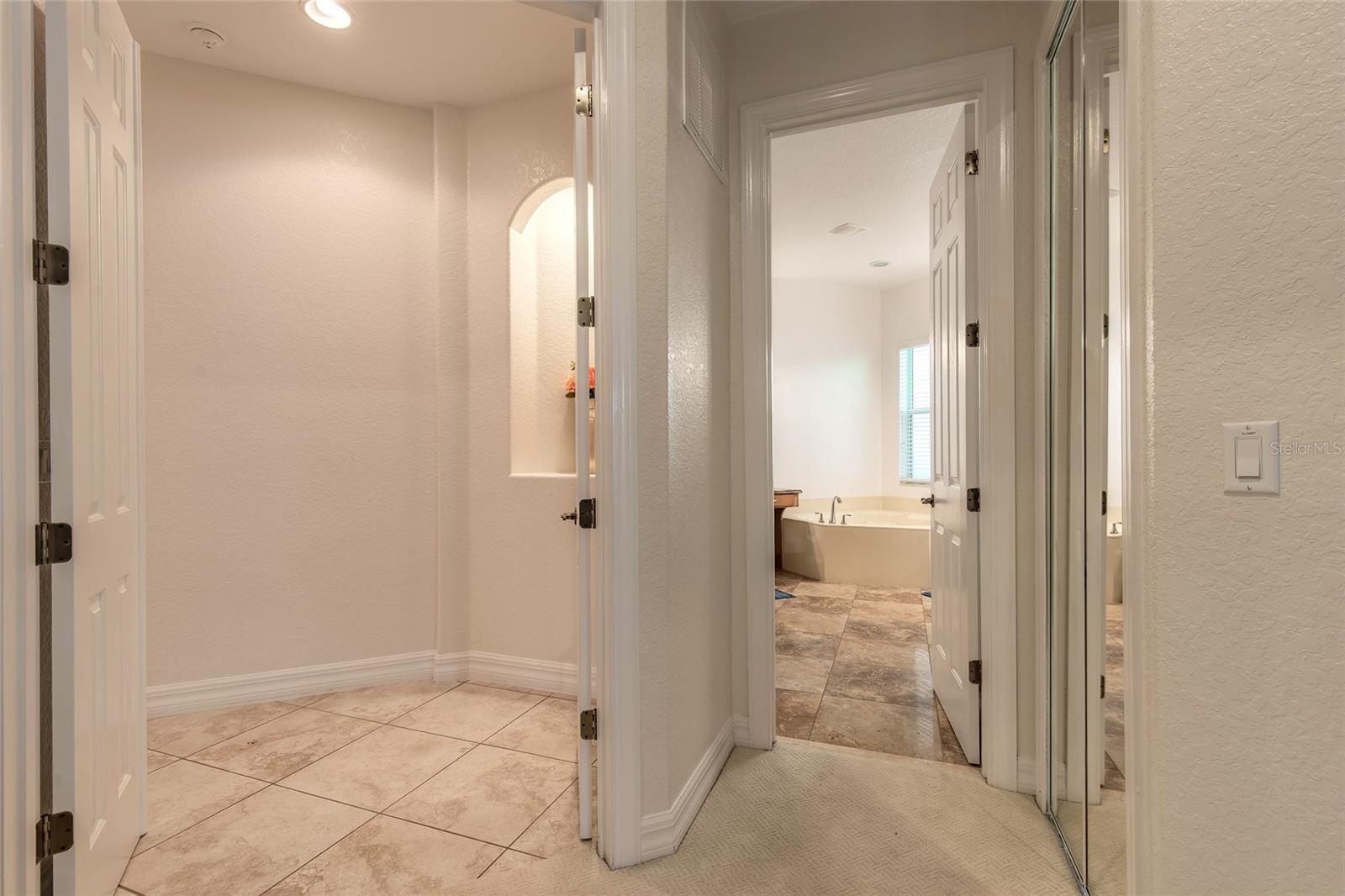 Image 34 of 78 For 2009 Rickover Place