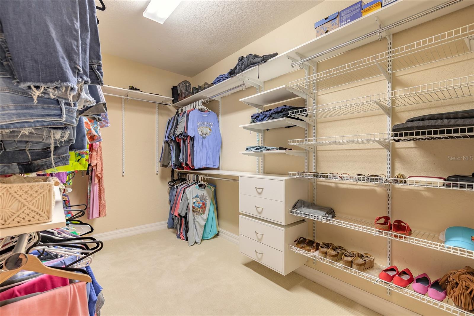 Image 38 of 78 For 2009 Rickover Place