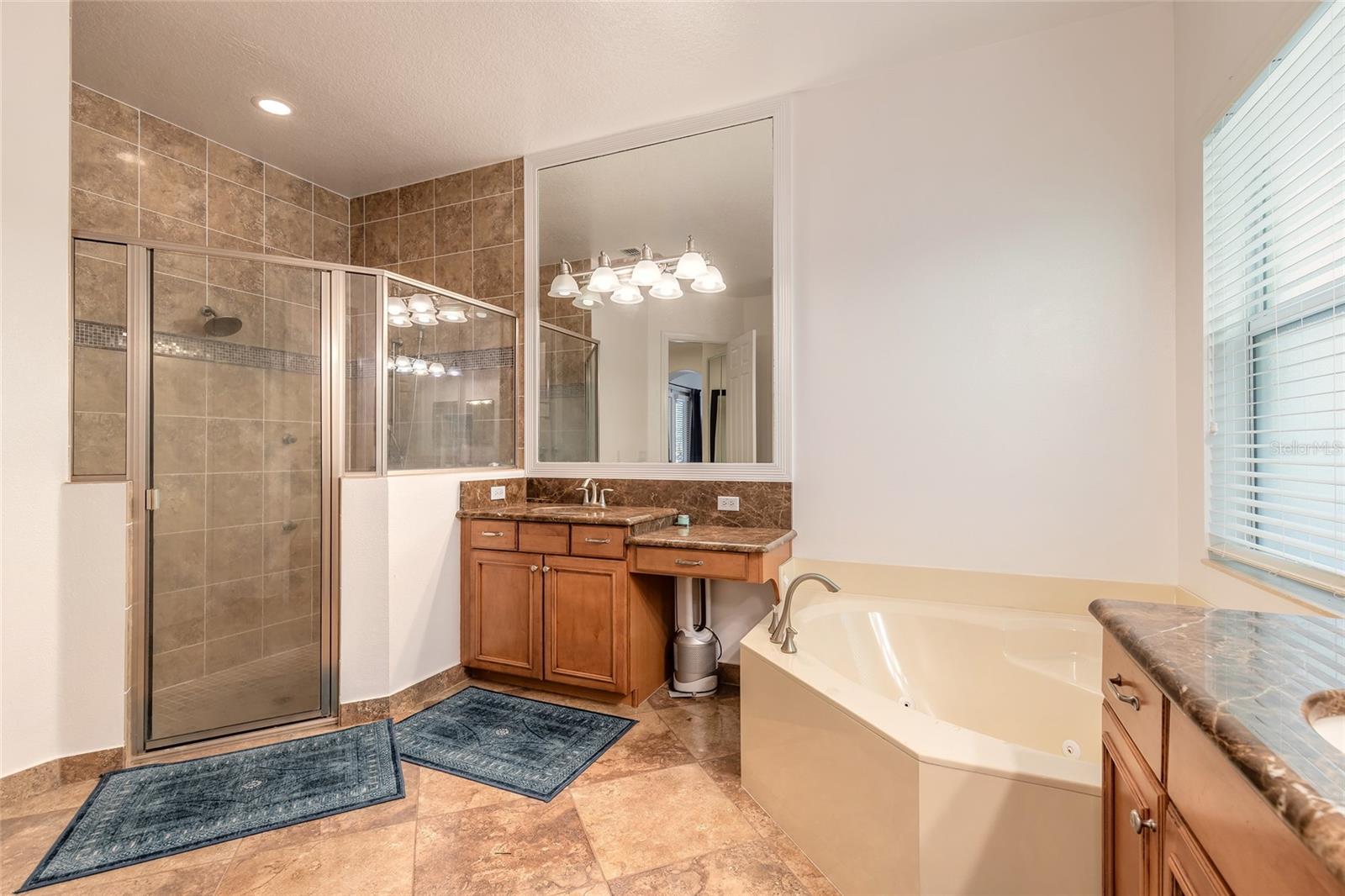 Image 41 of 78 For 2009 Rickover Place