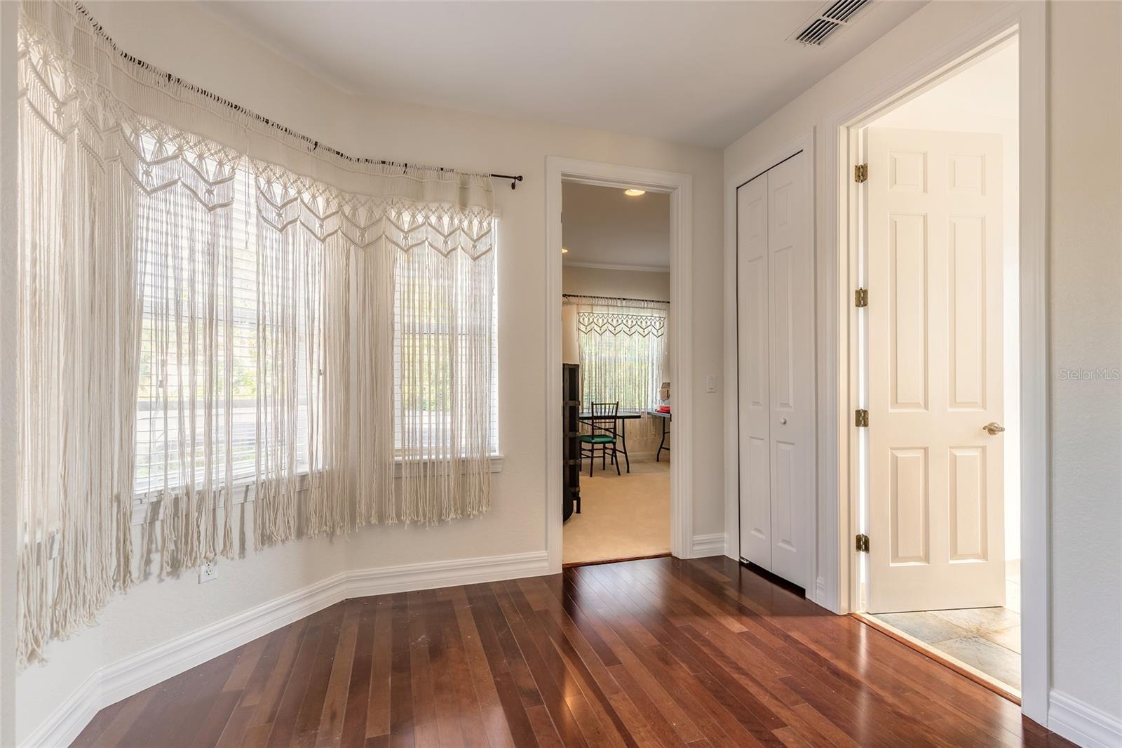 Image 59 of 78 For 2009 Rickover Place