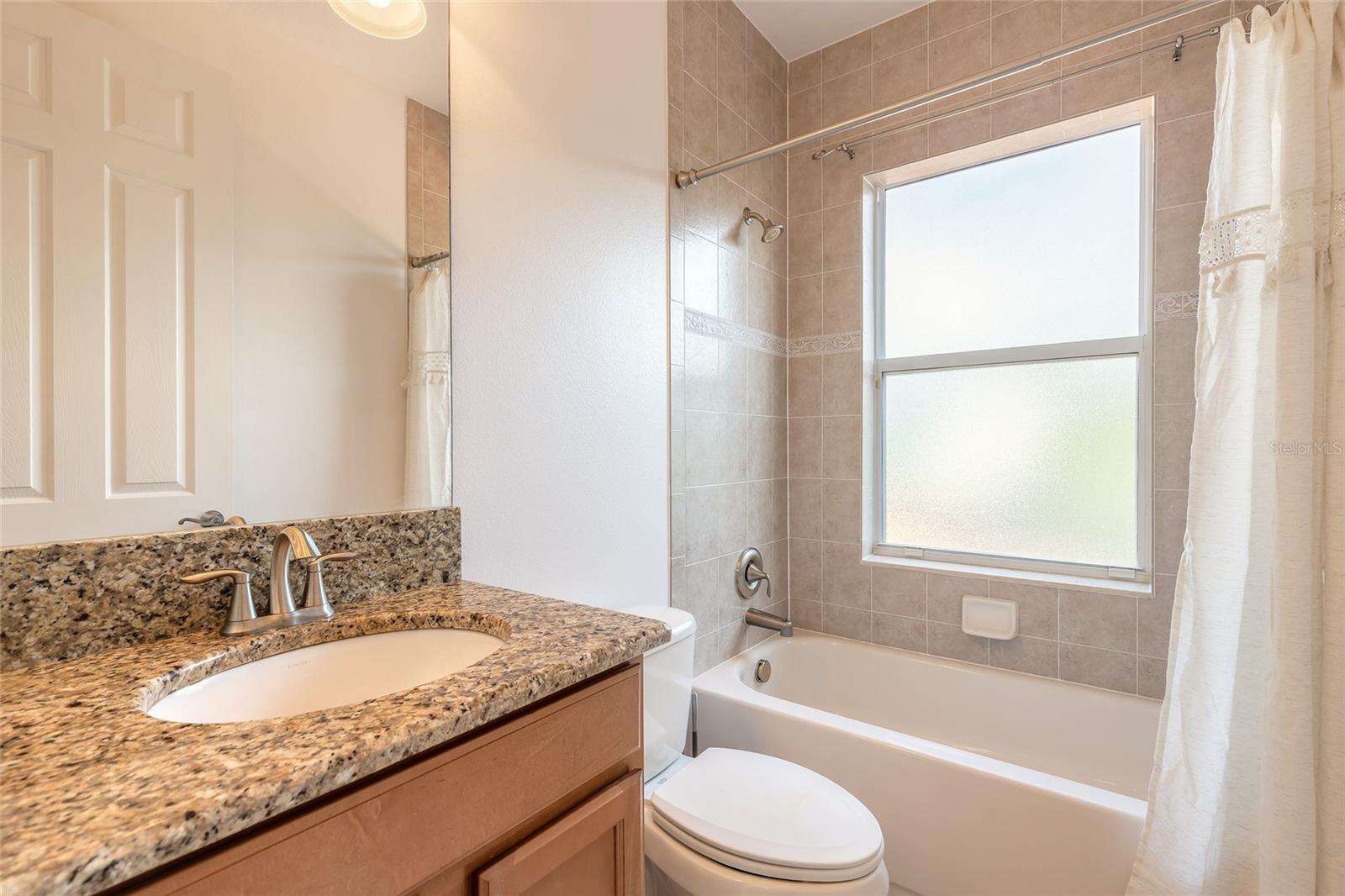 Image 62 of 78 For 2009 Rickover Place