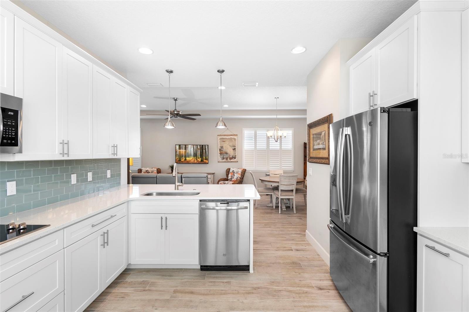 Image 16 of 53 For 548 Adenmore Terrace