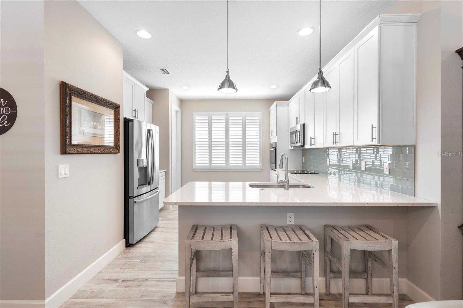 Image 18 of 53 For 548 Adenmore Terrace