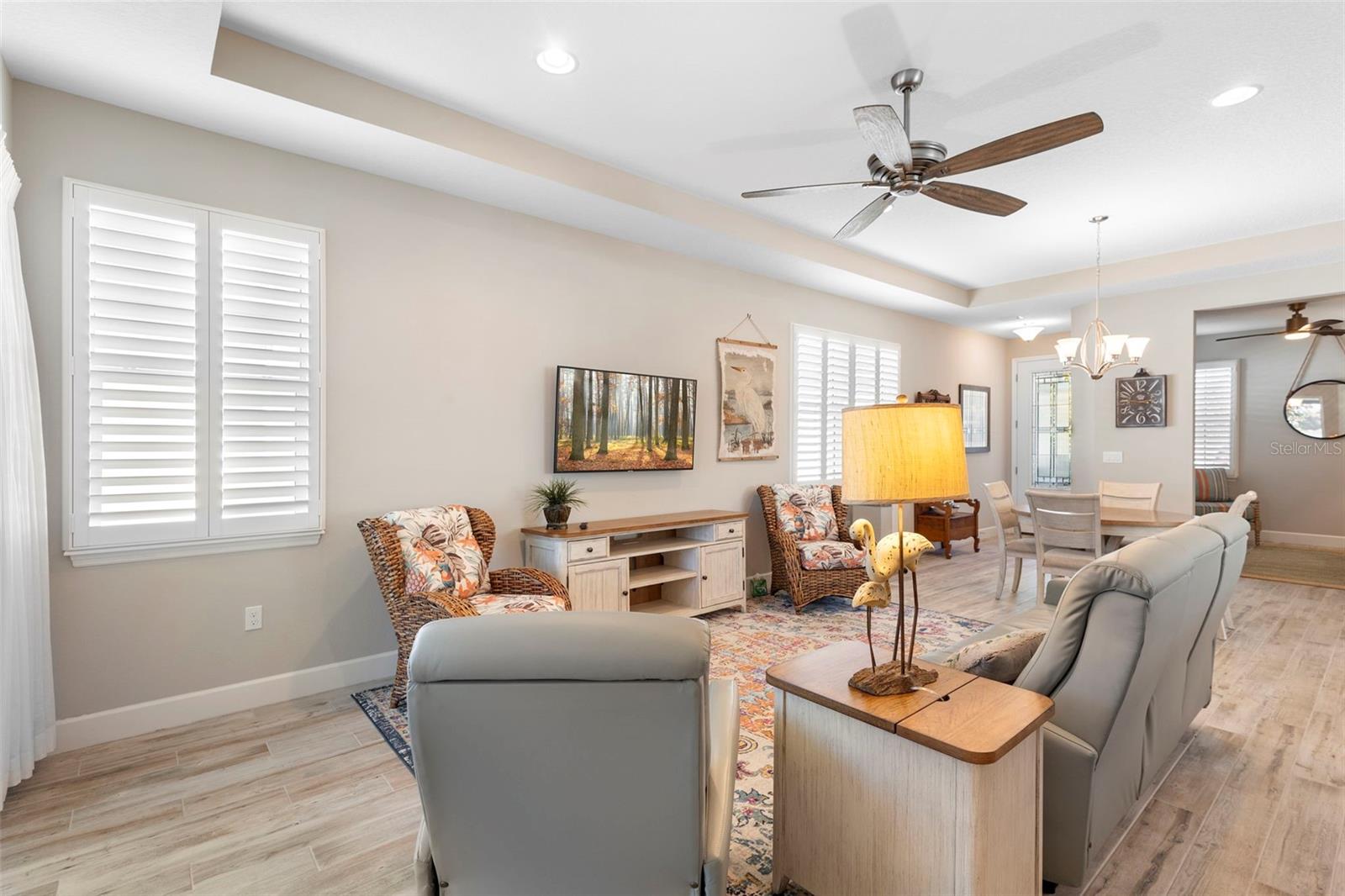 Image 22 of 53 For 548 Adenmore Terrace