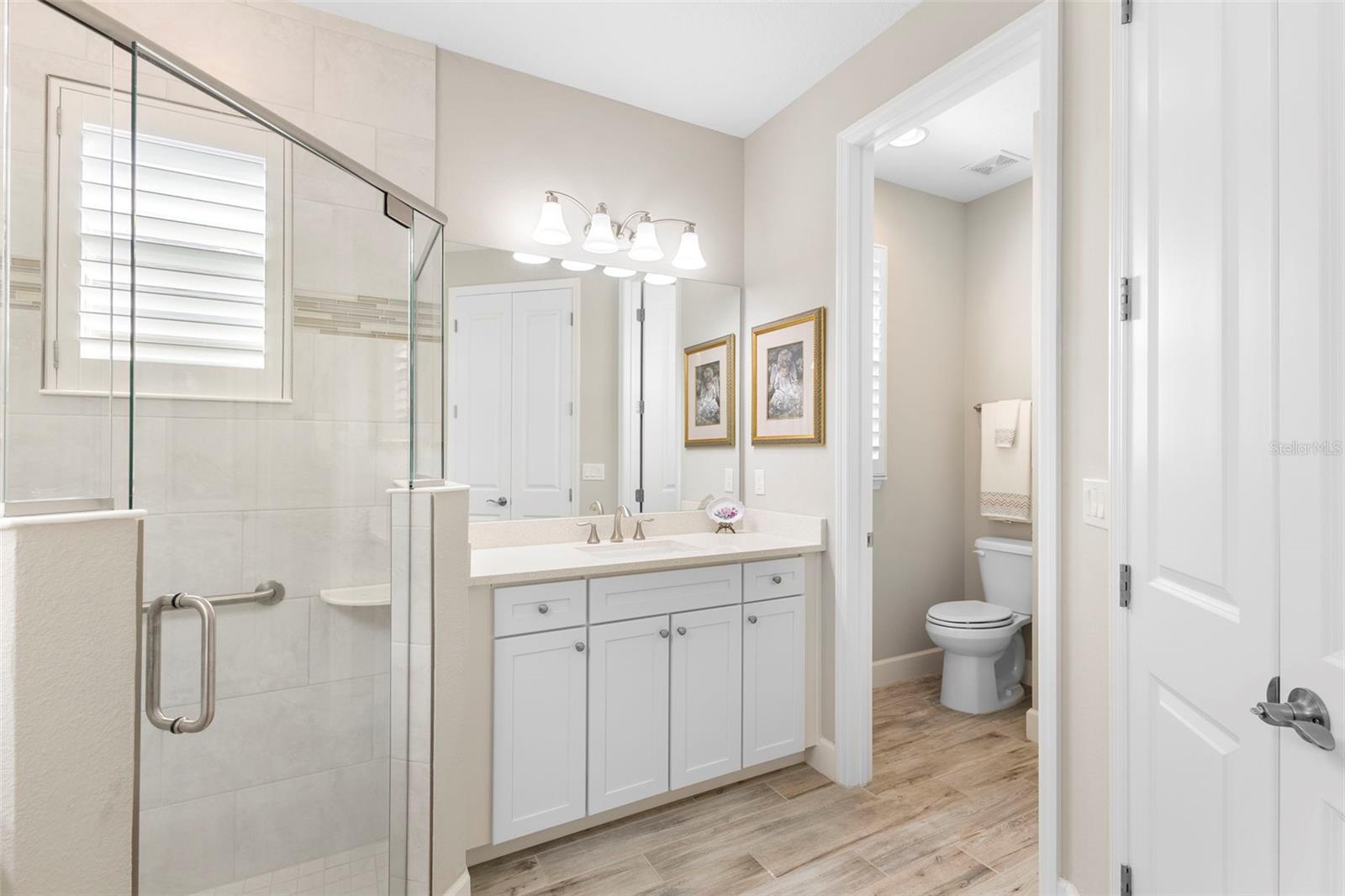 Image 25 of 53 For 548 Adenmore Terrace