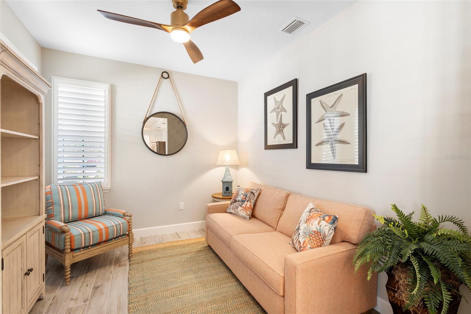 Image 27 of 53 For 548 Adenmore Terrace